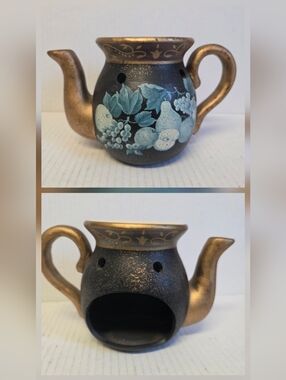 Vintage 90s Ceramic Teapot-style Wax Warmer